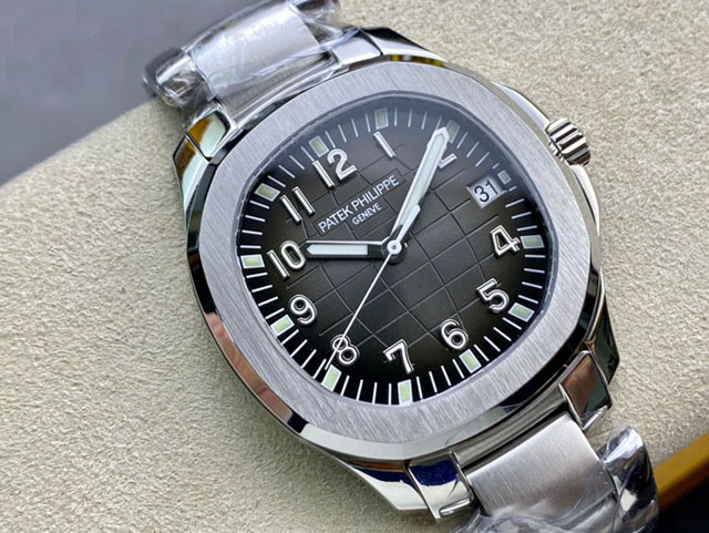 【PATEK PHILIPPE】パテックフィリップ スーパーコピー アクアノート エクストララージ 5167/1A-001 ブラック【3K工場出品】