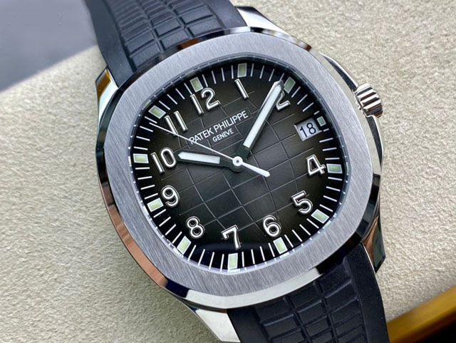 【PATEK PHILIPPE】パテックフィリップ スーパーコピー アクアノート エクストララージ 5167A-001 ブラック【3K工場出品】