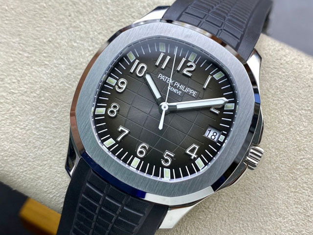 【PATEK PHILIPPE】パテックフィリップ スーパーコピー アクアノート エクストララージ 5167A-001 ブラック【3K工場出品】