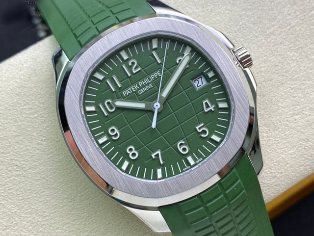 【PATEK PHILIPPE】パテックフィリップ スーパーコピー アクアノート 5168G-010 カーキグリーン【3K工場出品】