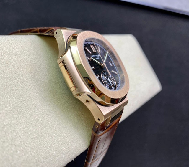 【PATEK PHILIPPE】パテックフィリップ スーパーコピー ノーチラス クロノ 5980/1R-001【3K工場出品】