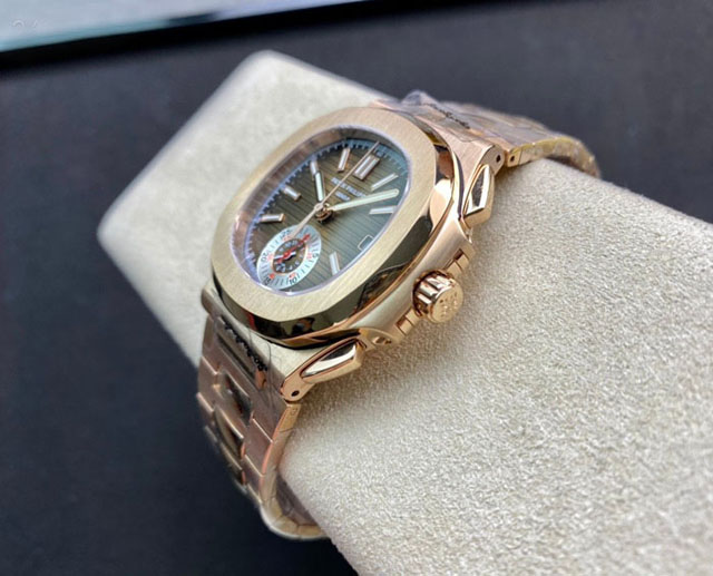 【PATEK PHILIPPE】パテックフィリップ スーパーコピー ノーチラス 5980R-001【3K工場出品】