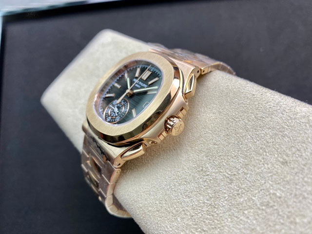 【PATEK PHILIPPE】パテックフィリップ スーパーコピー ノーチラス クロノグラフ 5980/1R-001【3K工場出品】