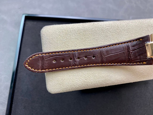 【PATEK PHILIPPE】パテックフィリップ スーパーコピー ノーチラス ラージ 5711R-001【3K工場出品】
