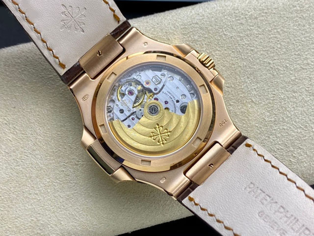 【PATEK PHILIPPE】パテックフィリップ スーパーコピー ノーチラス ラージ 5711R-001【3K工場出品】