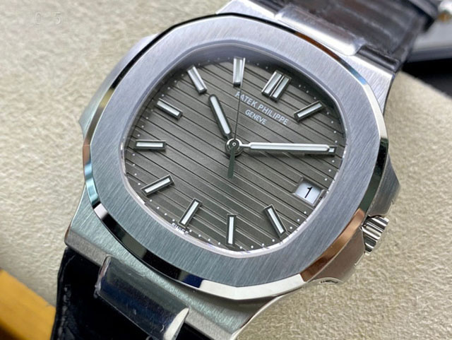 【PATEK PHILIPPE】パテックフィリップ スーパーコピー ノーチラス 5711G-001【3K工場出品】