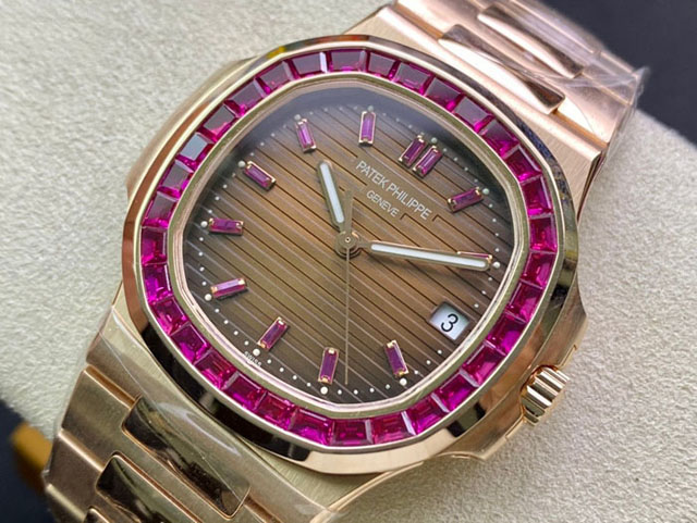 【PATEK PHILIPPE】パテックフィリップ スーパーコピー ノーチラス 5723/112R-001【3K工場出品】