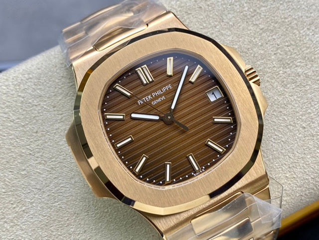 【PATEK PHILIPPE】パテックフィリップ スーパーコピー ノーチラス 5711/1R-001 40MM【3K工場出品】