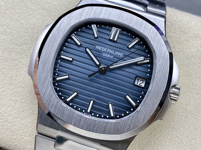 【PATEK PHILIPPE】パテックフィリップ スーパーコピー ノーチラス 5811/1G ブルー【3K工場出品】