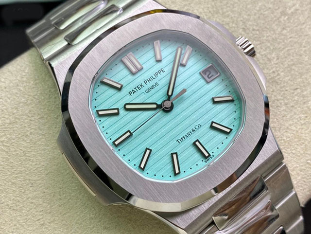 【PATEK PHILIPPE】パテックフィリップ スーパーコピー ノーチラス ターコイズ 5711/1A-018【3K工場出品】