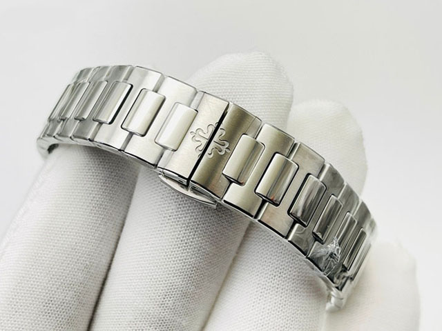【PATEK PHILIPPE】パテックフィリップ スーパーコピー ノーチラス 7118/1A-011【3K工場出品】