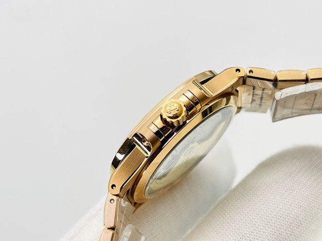 【PATEK PHILIPPE】パテックフィリップ スーパーコピー ノーチラス 7118/1200R-010【3K工場出品】