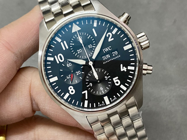  IWC スーパーコピー インターナショナルウォッチカンパニー パイロットウォッチ クロノグラフ IW377709【ZF工場出品】