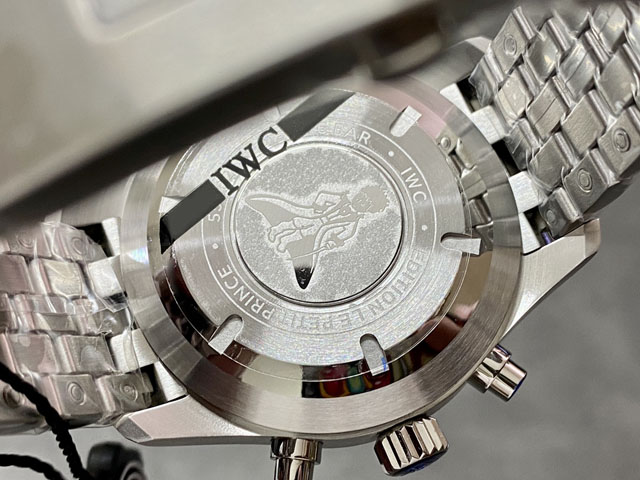  IWC スーパーコピー  パイロット・ウォッチ・クロノグラフ “プティ・プランス”IW377717【ZF工場出品】