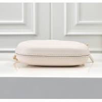 【CHANEL 】シャネル スーパーコピー 2024/25年 クルーズ コレクション ショー ミニ カメラ バッグ ホワイト（AS5318 B18787 10601）