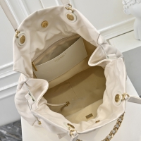 【CHANEL 】シャネル スーパーコピー 2024/25年 クルーズ コレクション ショー ショッピング バッグ ホワイト（AS5315 B19030 10601）