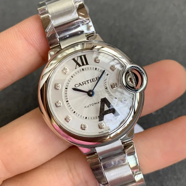  V6工場 カルティエ スーパーコピー バロン ブルー ドゥ カルティエ ウォッチ 33MM（WE902074）