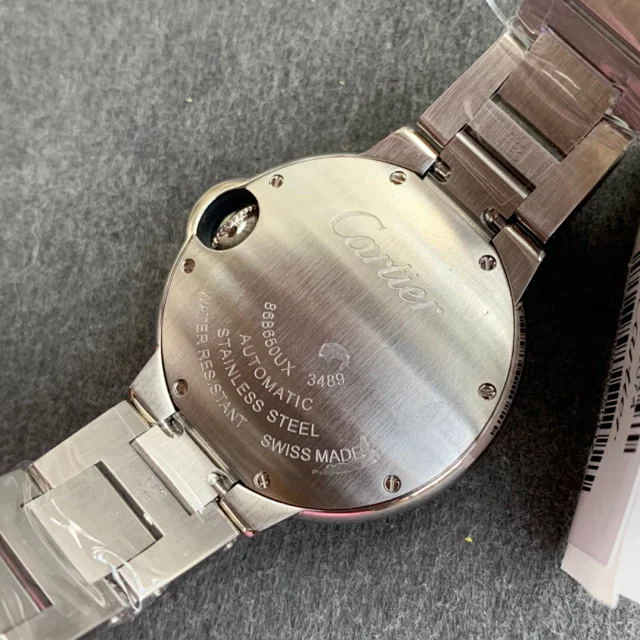  V6工場 カルティエ スーパーコピー バロン ブルー ドゥ カルティエ ウォッチ 33MM（WE902074）