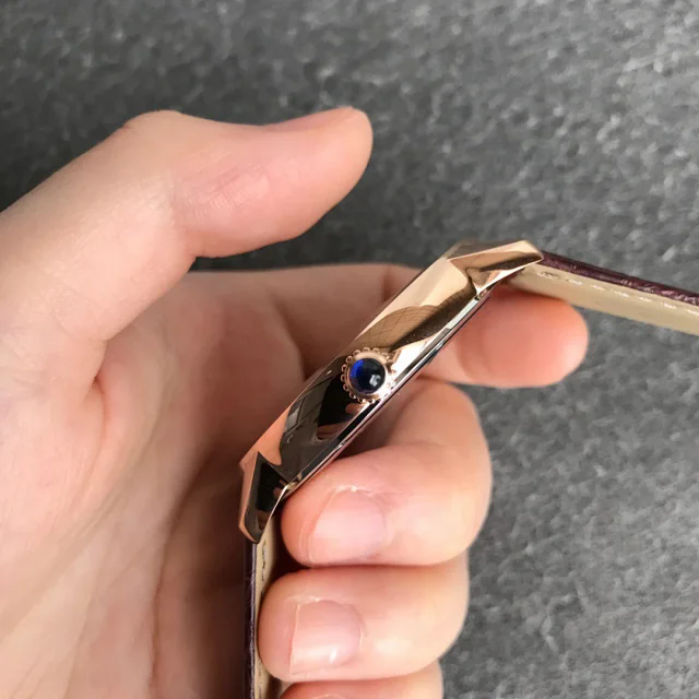 AF工場 カルティエ スーパーコピー ロンド ソロ ドゥ カルティエ シリーズ ウォッチ 42MM（W6701009）