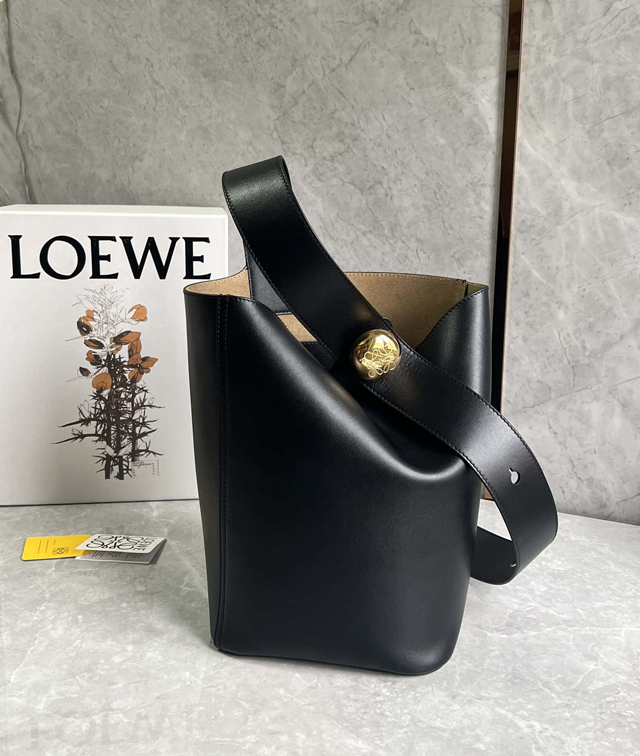 【LOEWE】ロエベ スーパーコピー ペブル バケットバッグ ミディアム（メローカーフ）ブラック AANBBBWX01