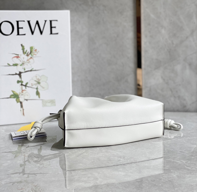 【LOEWE】ロエベ スーパーコピー フラメンコクラッチ ミニ（ナパカーフ）シーソルト A411FC2X73