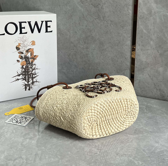 【LOEWE】ロエベ スーパーコピー アナグラム バスケットバッグ スモール (イラカヤシ＆カーフ) ナチュラル/タン A223P65X01