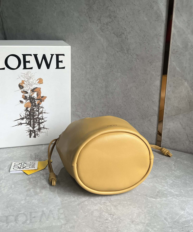 【LOEWE】ロエベ スーパーコピー フラメンコパース バケットバッグ（メローナパラム）サハラ A411FPBX02