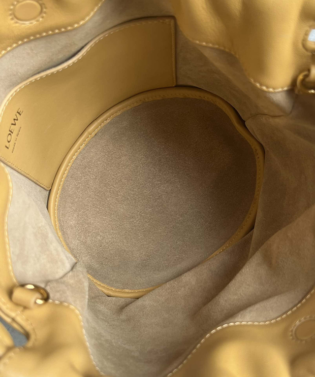【LOEWE】ロエベ スーパーコピー フラメンコパース バケットバッグ（メローナパラム）サハラ A411FPBX02