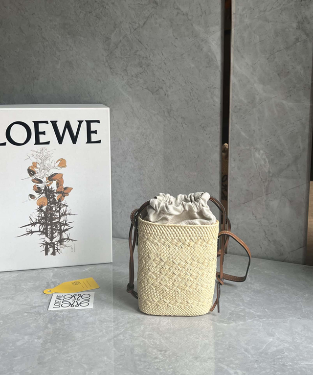 【LOEWE】ロエベ スーパーコピー スクエアポケット（イラカヤシ＆カーフ）ナチュラル/タン C630G35X05