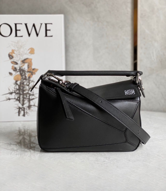 【LOEWE】ロエベ スーパーコピー パズルバッグ スモール（ソフトグレインカーフ）ブラック（LOEWE 001）