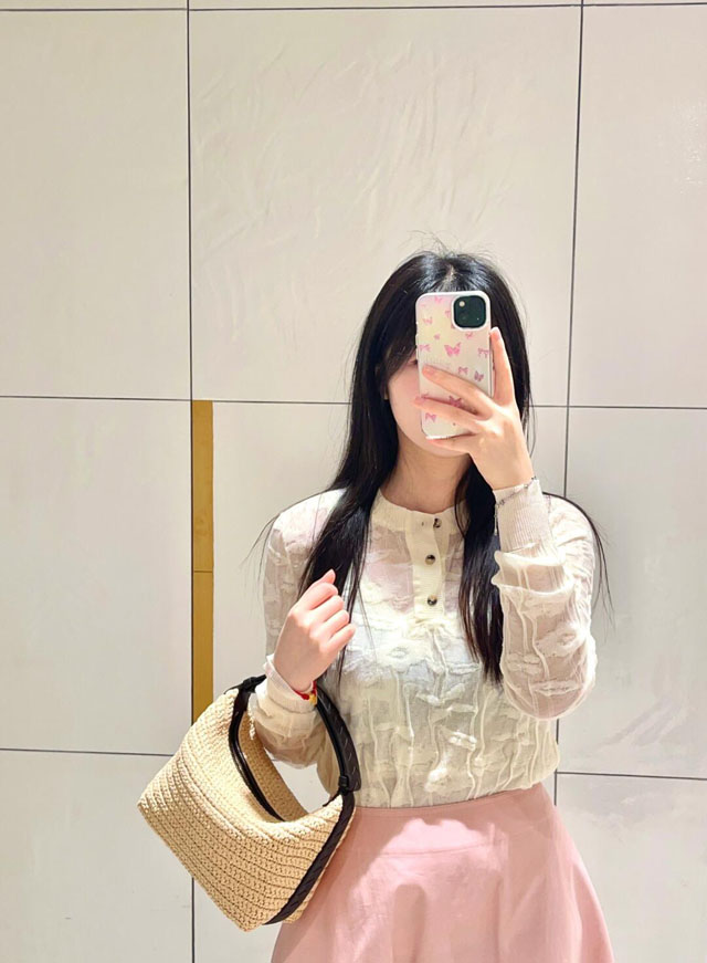 【BOTTEGA VENETA】ボッテガヴェネタ スーパーコピー ミニ ウォレス バッグ（786975V2P059820）