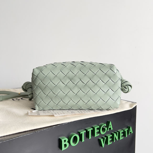 【BOTTEGA VENETA】ボッテガヴェネタ スーパーコピー スモール ループ クロスボディバッグ（796615V2HL13401）