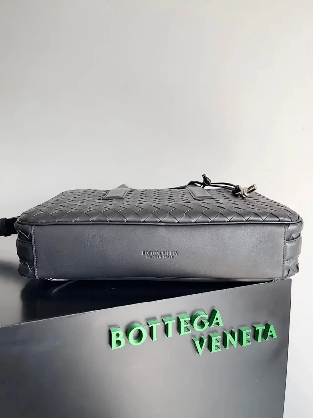 【BOTTEGA VENETA】ボッテガヴェネタ スーパーコピー ゲッタウェイ ラージ ブリーフケース（766361V2HL18803）