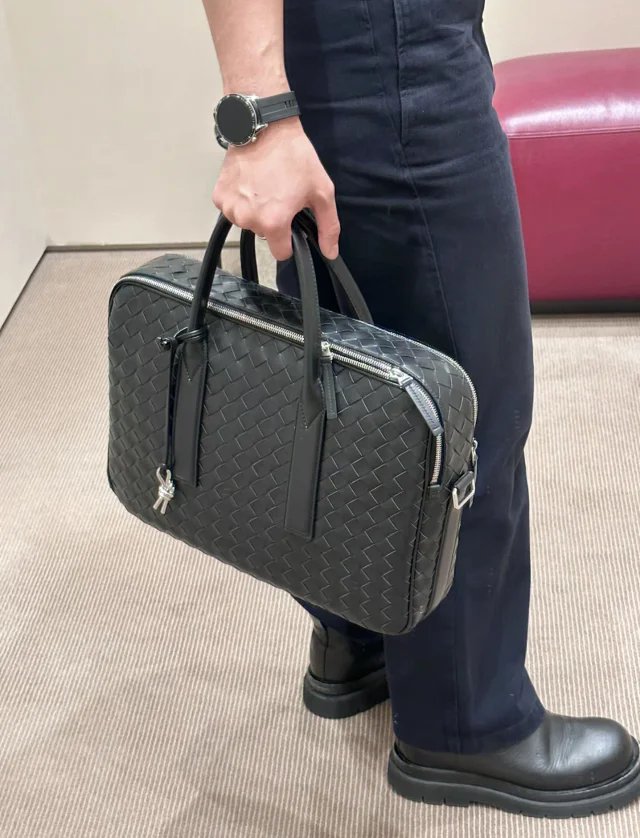 【BOTTEGA VENETA】ボッテガヴェネタ スーパーコピー ゲッタウェイ ラージ ブリーフケース（766361V2HL18803）