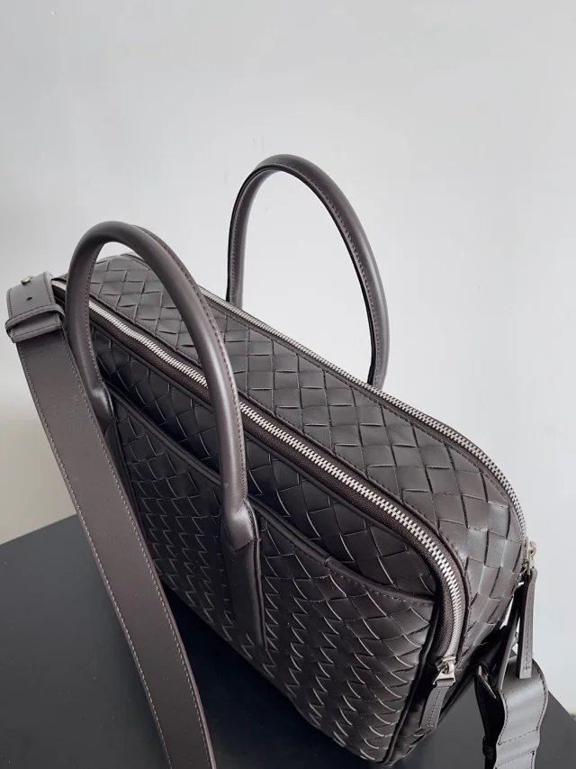【BOTTEGA VENETA】ボッテガヴェネタ スーパーコピー ゲッタウェイ ラージ ブリーフケース（766361V2HL12145）