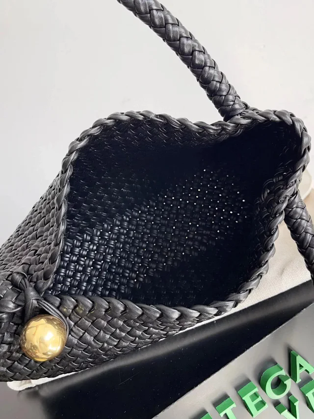 【BOTTEGA VENETA】ボッテガヴェネタ スーパーコピー トスカ イントレチャート スモール ハンドバッグ（716974V2EZ01019）
