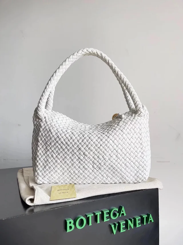 【BOTTEGA VENETA】ボッテガヴェネタ スーパーコピー トスカ イントレチャート スモール ハンドバッグ（716974V2EZ09233）