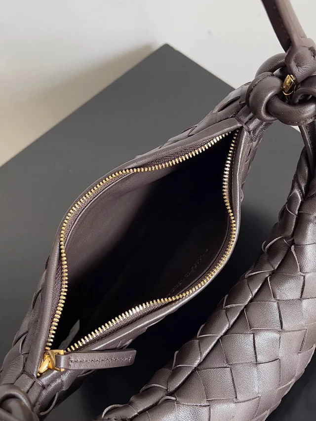 【BOTTEGA VENETA】ボッテガヴェネタ スーパーコピー スモール ジェメッリ ショルダーバッグ（776764VCPP12190）