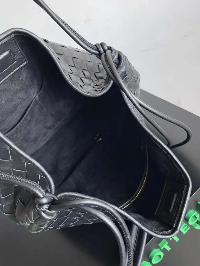 【BOTTEGA VENETA】ボッテガヴェネタ スーパーコピー サーディン ホーボー イントレチャート バッグ（765391VCRL21019）