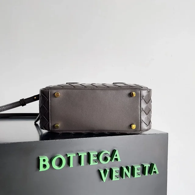 【BOTTEGA VENETA】ボッテガヴェネタ スーパーコピー Small Getaway レディースバッグ トートバッグ ショルダーバッグ（776736VCPP12190）