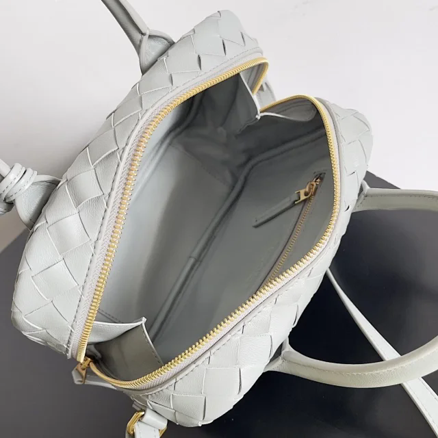 【BOTTEGA VENETA】ボッテガヴェネタ スーパーコピー Small Getaway レディースバッグ トートバッグ ショルダーバッグ（776736VCPP11557）