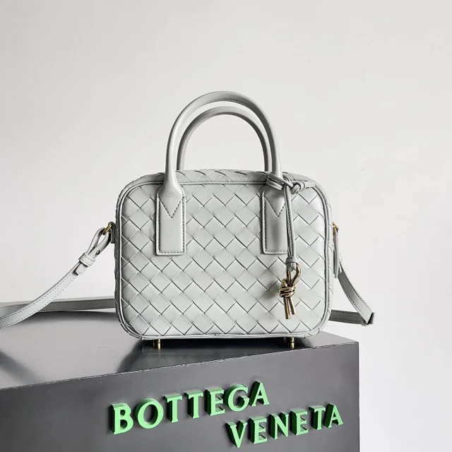 【BOTTEGA VENETA】ボッテガヴェネタ スーパーコピー Small Getaway レディースバッグ トートバッグ ショルダーバッグ（776736VCPP11557）