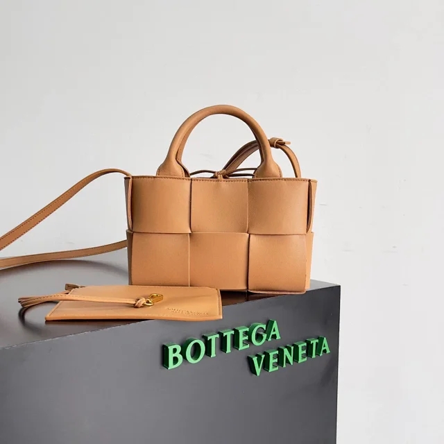 【BOTTEGA VENETA】ボッテガヴェネタ スーパーコピー キャンディー アルコ トートバッグ（729029VCQC27406）