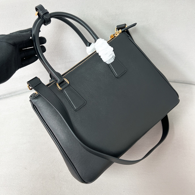 【PRADA】プラダ プラダ スーパーコピーガレリア ラージ ソフトグレインレザー バッグ ブラック（1BA274_2CYS_F0002_V_YO0）