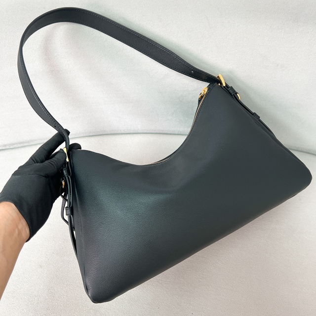 【PRADA】プラダ スーパーコピー エメ ラージ ソフトグレインレザー ショルダーバッグ ブラック（1BC228_2CYS_F0002_V_LVM）