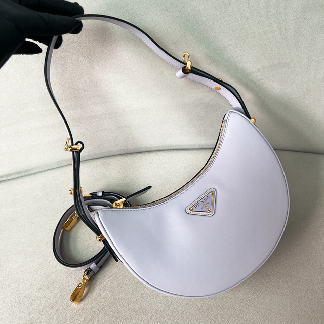 【PRADA】プラダ スーパーコピー アーケ スモール レザー ショルダーバッグ パープル（1BC194_ASK_F02UK_V_OOO）