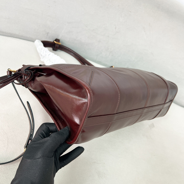 【PRADA】プラダ スーパーコピー ラージ レザー ハンドバッグ ダークブラウン（1BA433_2CYR_F01D6_V_MOO）