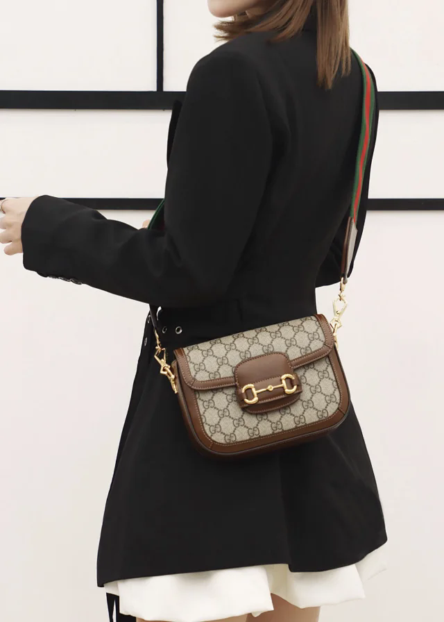 【GUCCI】グッチ スーパーコピー ホースビット 1955 GGスプリーム ミニ バッグ ブラウン（658574 HUHHG 8565）