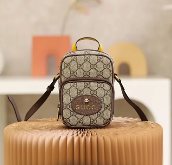 【GUCCI】グッチ スーパーコピー ネオ ヴィンテージ ミニバッグ キャンバス（658556 K9GOT 8861）