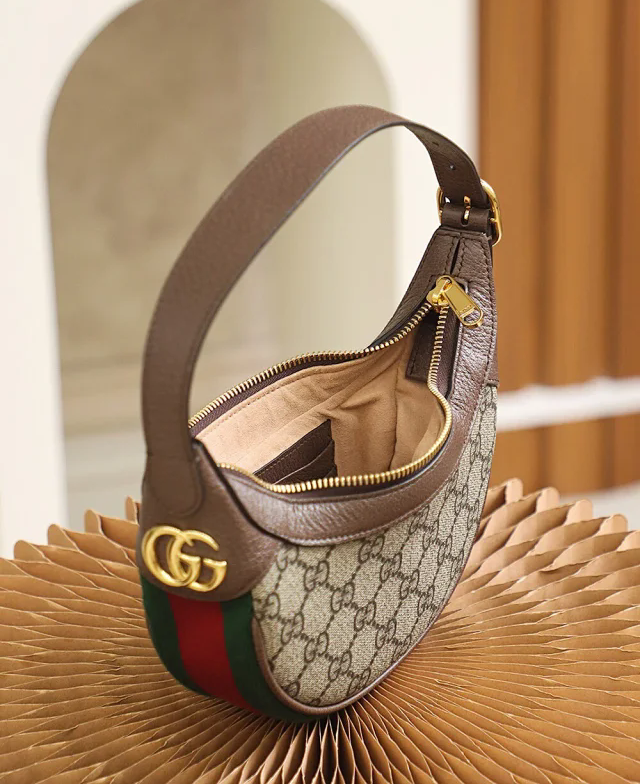 【GUCCI】グッチ スーパーコピー〔オフィディア 〕GG ロゴ ミニバッグ ブラウン（658551 96IWG 8745）